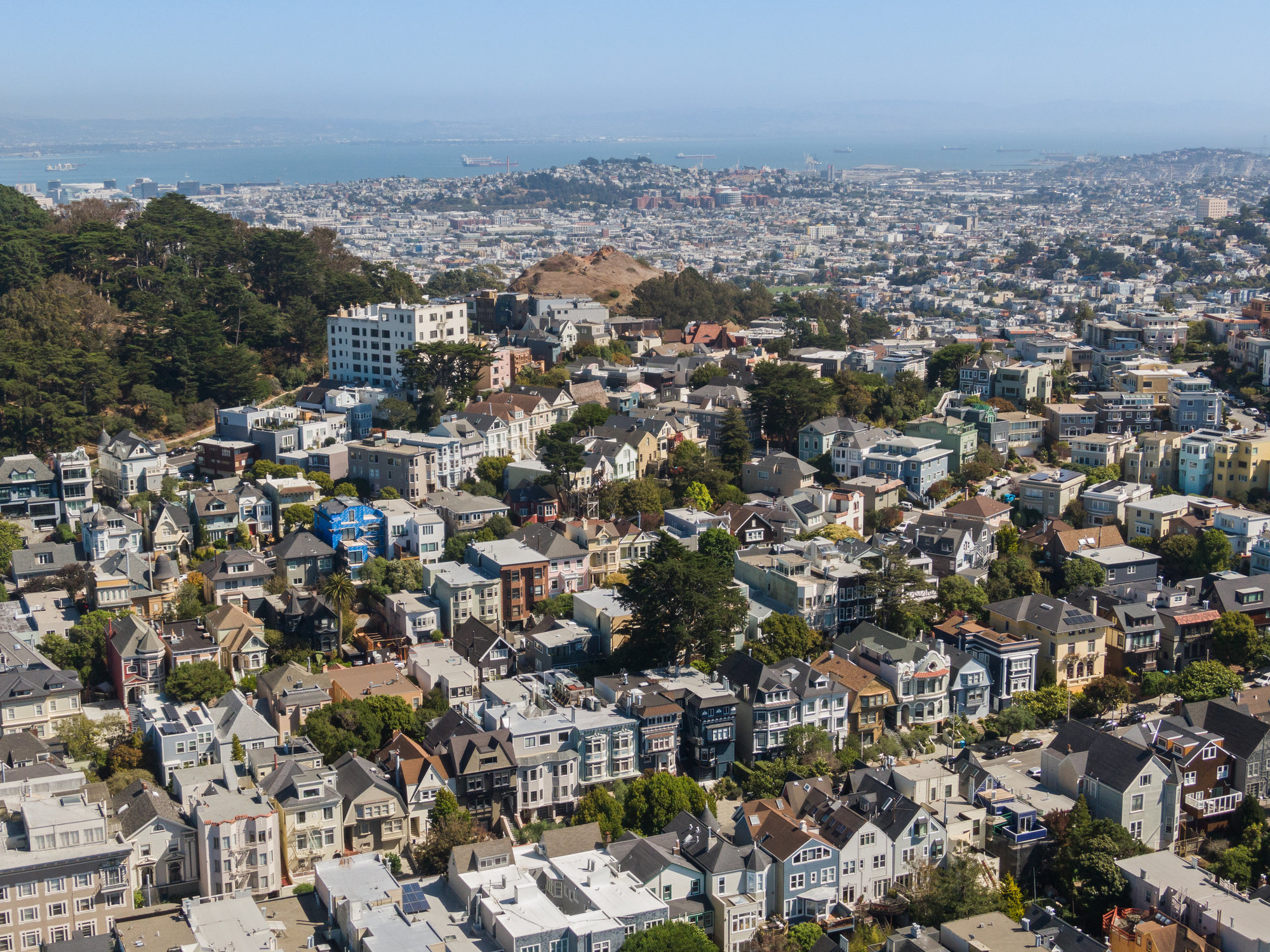 Property Photo: Aerial photo of surrounding neighborhoods. 