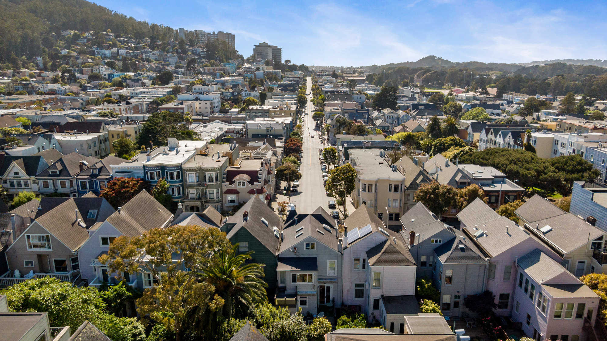 Cole Valley Neighborhood View of the Cole Valley community, showing large homes and views of San Francisco, and Golden Gate Park