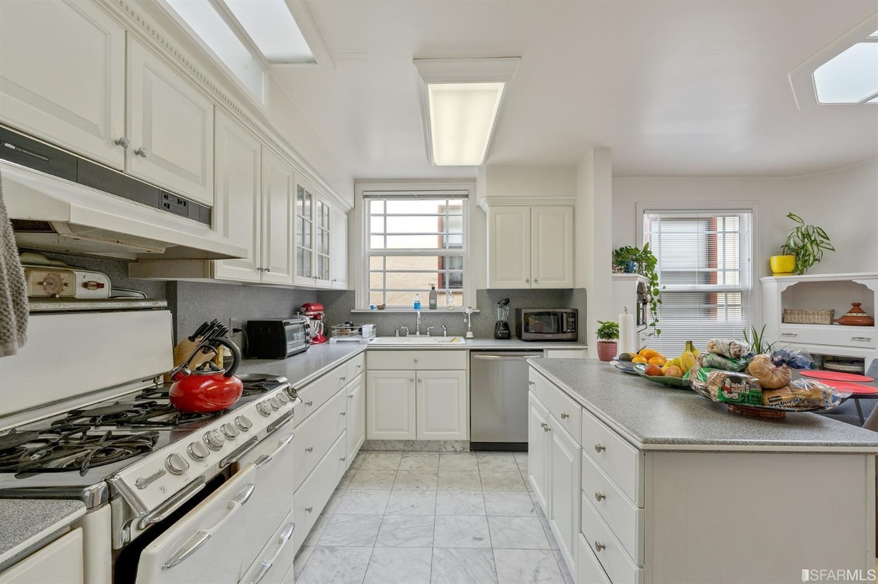Property Photo #1