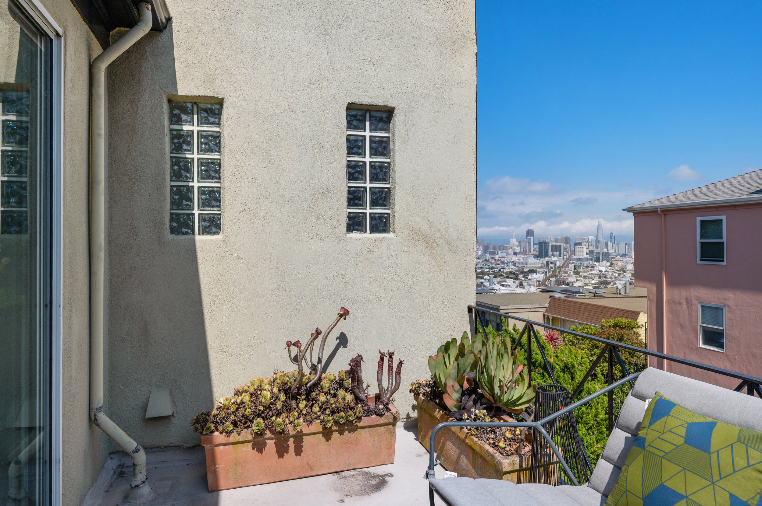 Property Photo: View of downtown San Francisco as seen from the view deck at 25 Grand View Ave in Noe Valley