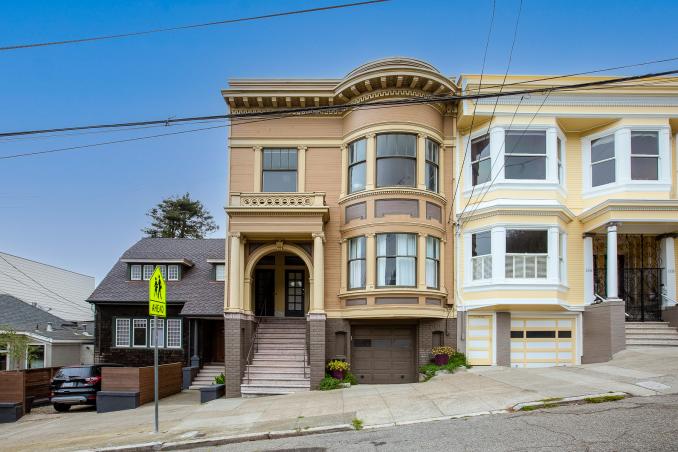 Property Thumbnail: Exterior view of 1330 Shrader Street in Cole Valley