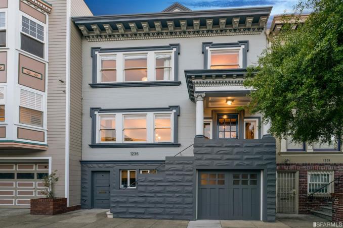 Property Thumbnail: Front exterior view of 1235 5th Ave in San Francisco, home bought via John DiDomenico