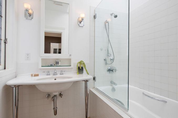 Property Thumbnail: Bathroom with tub and sink
