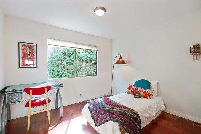 Property Thumbnail: Bedroom with a large window